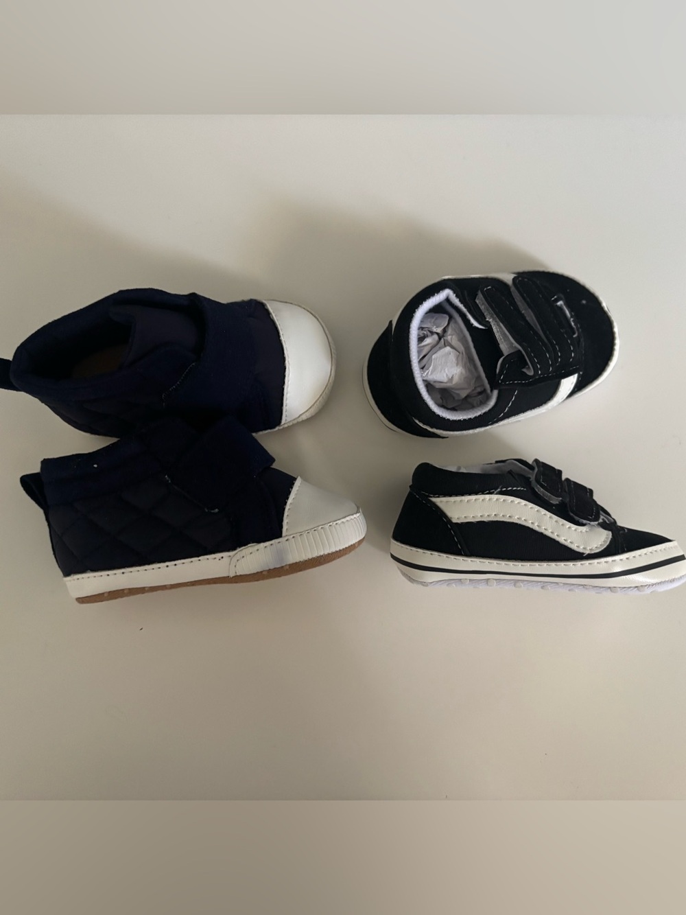 Old Navy Navy and Black Kids Sneakers Duo 3-6 months